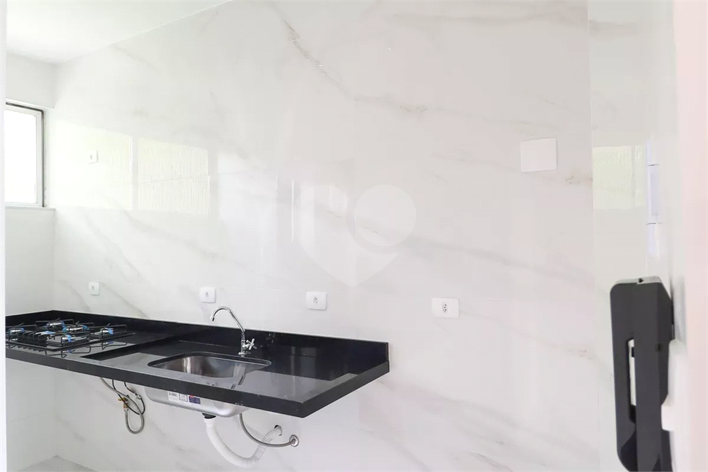 Apartamento à venda no Tremembé, 2 quartos, ao lado canil da PM! Bem distribuído e seguro!