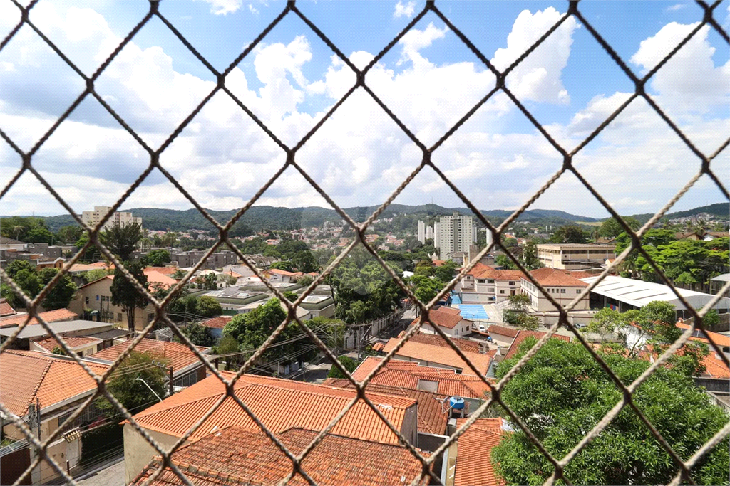 Apartamento à venda no Tremembé, 2 quartos, ao lado canil da PM! Bem distribuído e seguro!