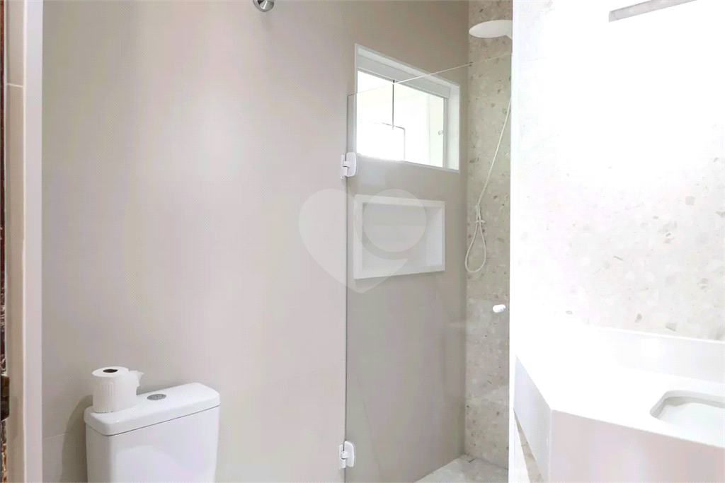 Apartamento à venda no Tremembé, 2 quartos, ao lado canil da PM! Bem distribuído e seguro!