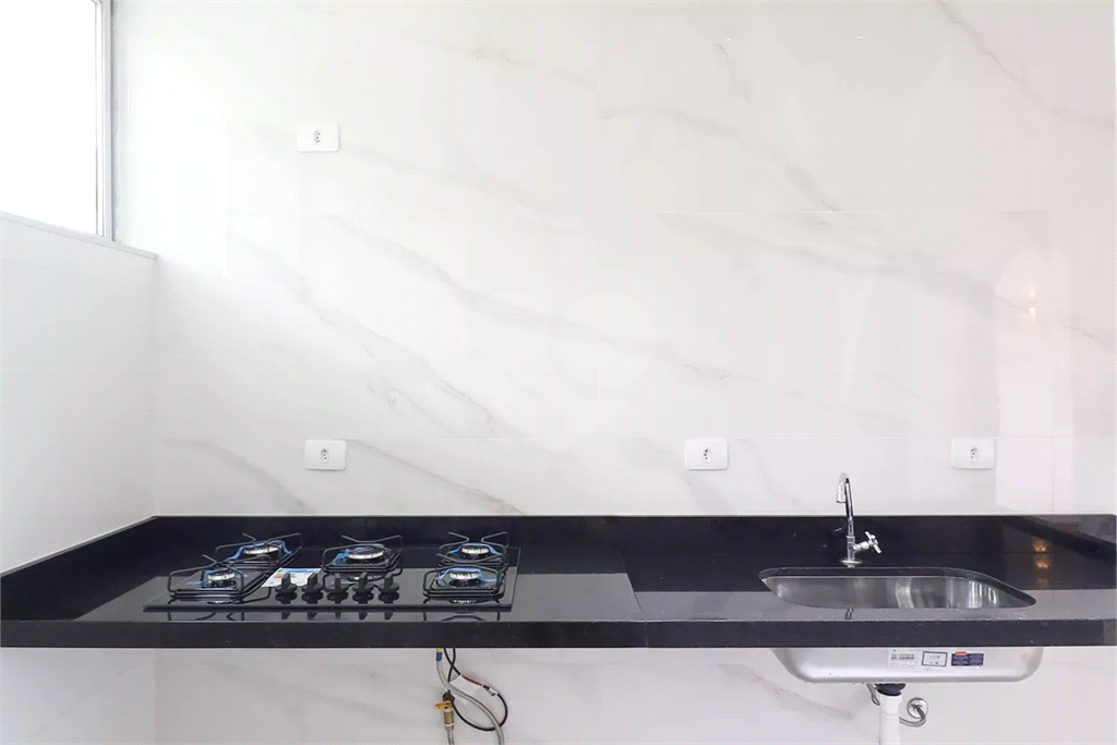 Apartamento à venda no Tremembé, 2 quartos, ao lado canil da PM! Bem distribuído e seguro!