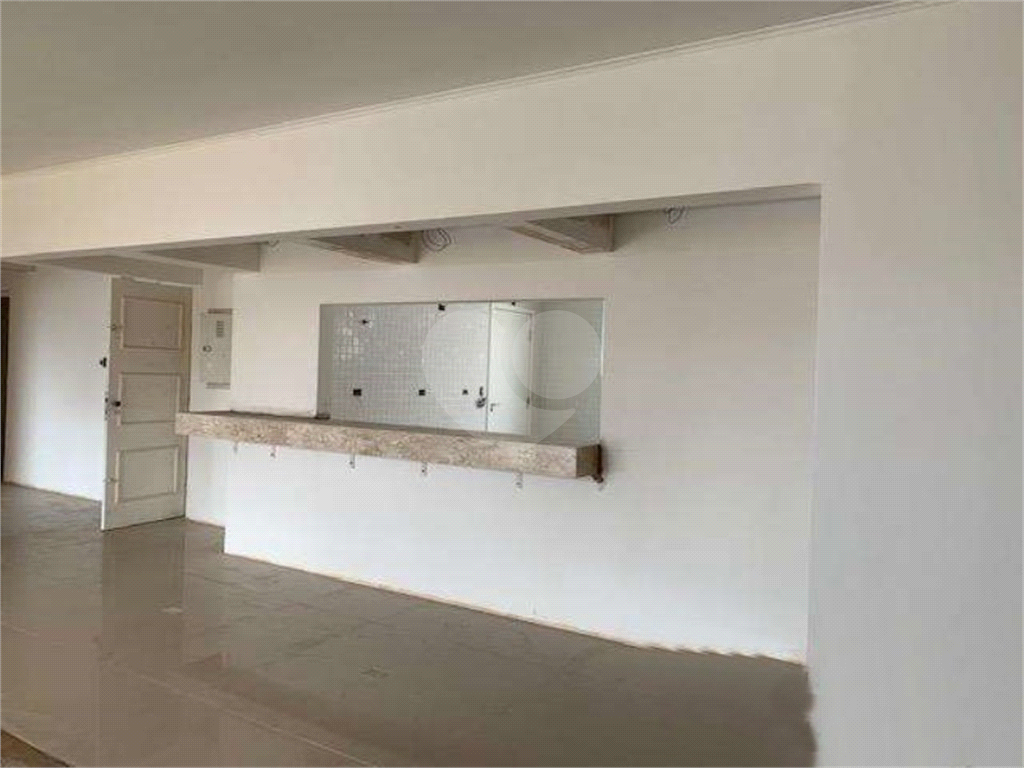 Apartamento de alto padrão em Santana. 4 dormitórios sendo 2 suítes e closet. 286m²