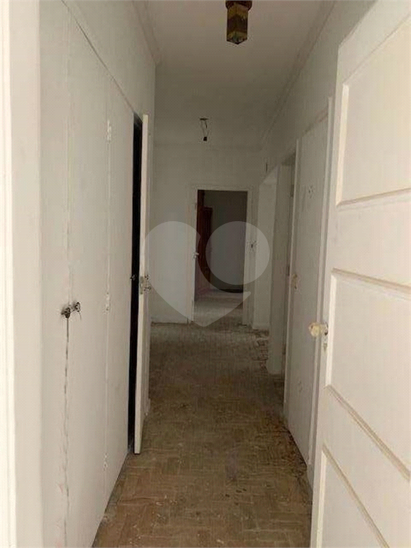 Apartamento de alto padrão em Santana. 4 dormitórios sendo 2 suítes e closet. 286m²