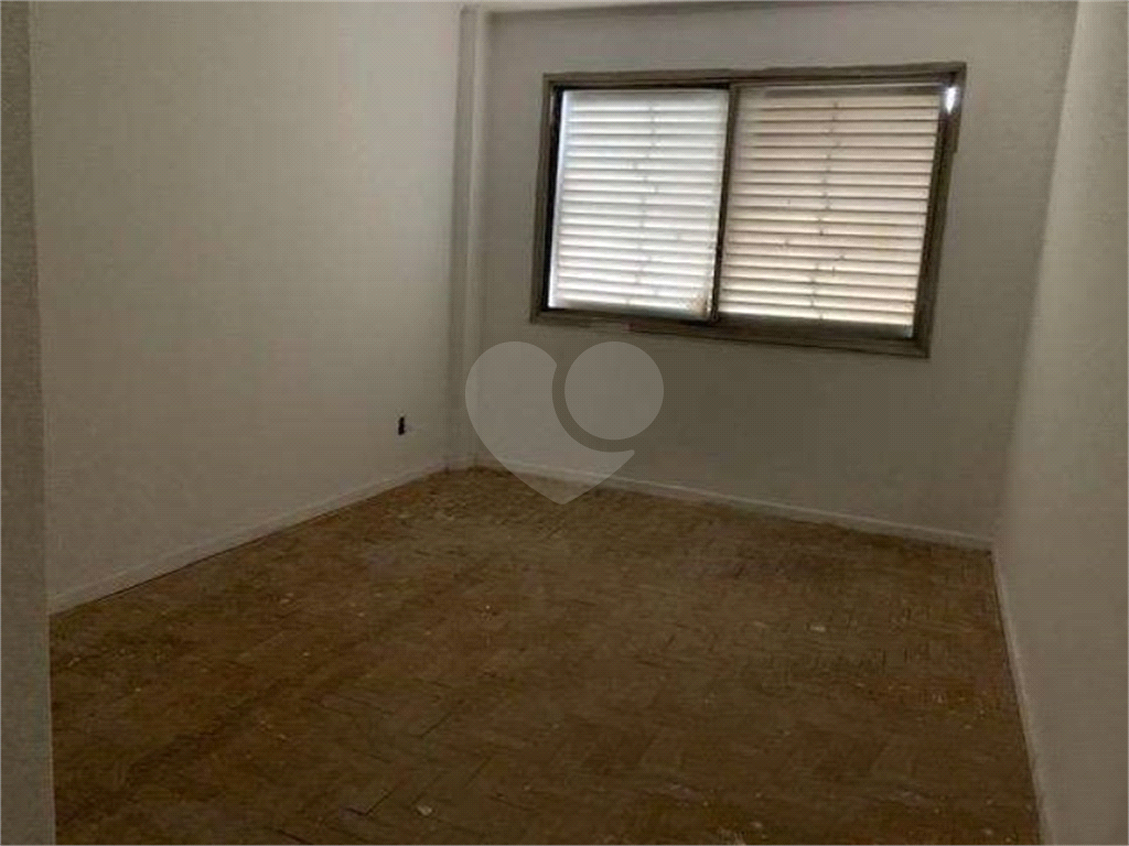 Apartamento de alto padrão em Santana. 4 dormitórios sendo 2 suítes e closet. 286m²