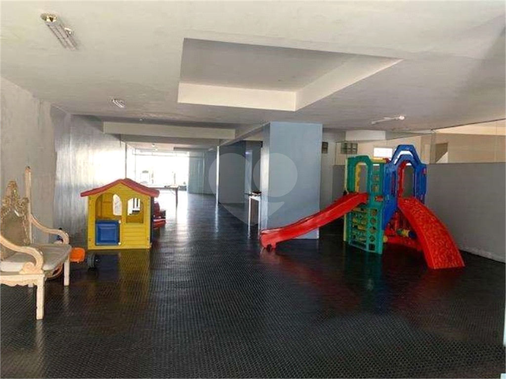 Apartamento de alto padrão em Santana. 4 dormitórios sendo 2 suítes e closet. 286m²