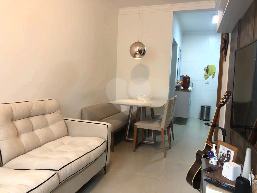CASA DE CONDOMÍNIO 2 DORM, 2 SUÍTES 2 VAGAS-  NO BAIRRO DE SANTA TEREZINHA