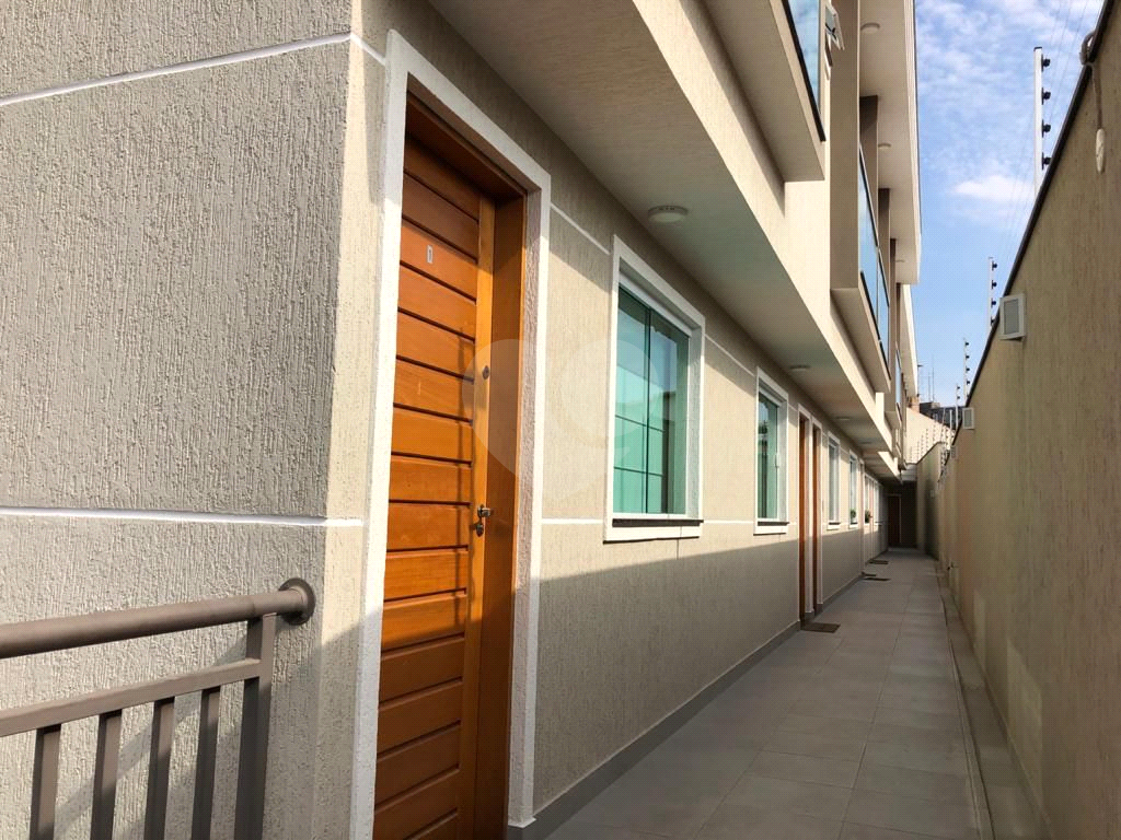 CASA DE CONDOMÍNIO 2 DORM, 2 SUÍTES 2 VAGAS-  NO BAIRRO DE SANTA TEREZINHA