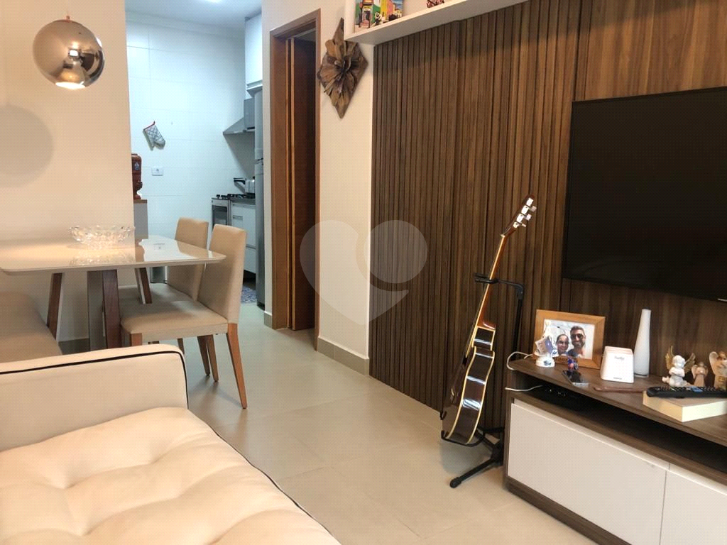 CASA DE CONDOMÍNIO 2 DORM, 2 SUÍTES 2 VAGAS-  NO BAIRRO DE SANTA TEREZINHA