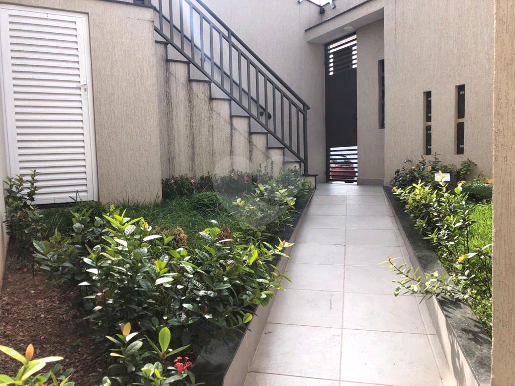 CASA DE CONDOMÍNIO 2 DORM, 2 SUÍTES 2 VAGAS-  NO BAIRRO DE SANTA TEREZINHA