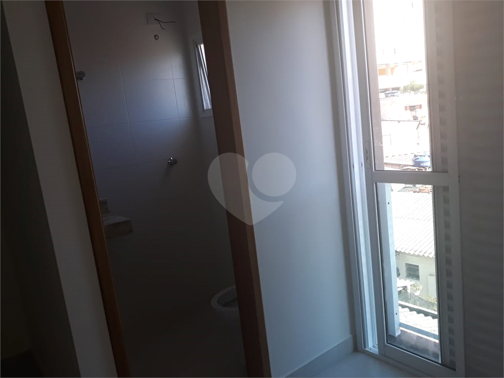 CASA DE CONDOMÍNIO 2 DORM., 2 SUÍTES, 2 VAGAS  NO BAIRRO DE STA. TEREZINHA