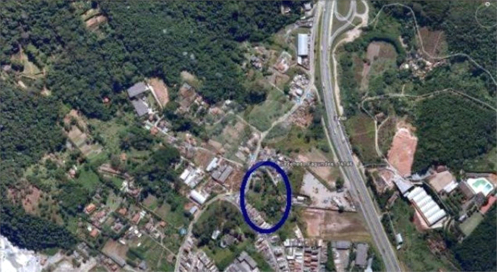 Terreno de 8mil metros na Sezefredo 