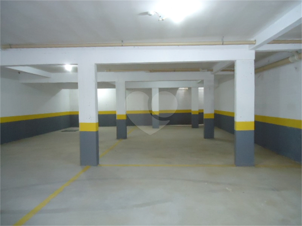 Vl.Maria Condomínio 2 Dor, Suíte, 2 Vgs, R$ 390 Mil