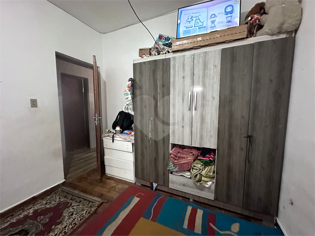 Casas térreas no bairro da Vila Medeiros. Terreno de 10 metros de frente por 23 metros