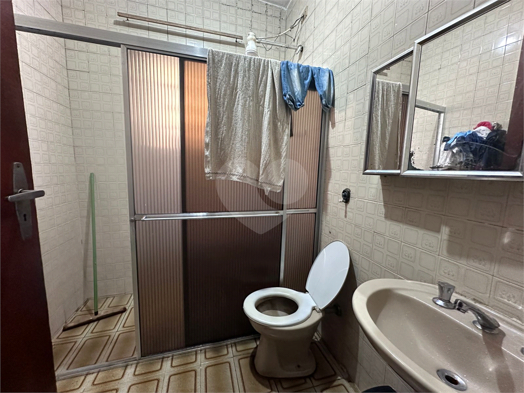 Casas térreas no bairro da Vila Medeiros. Terreno de 10 metros de frente por 23 metros