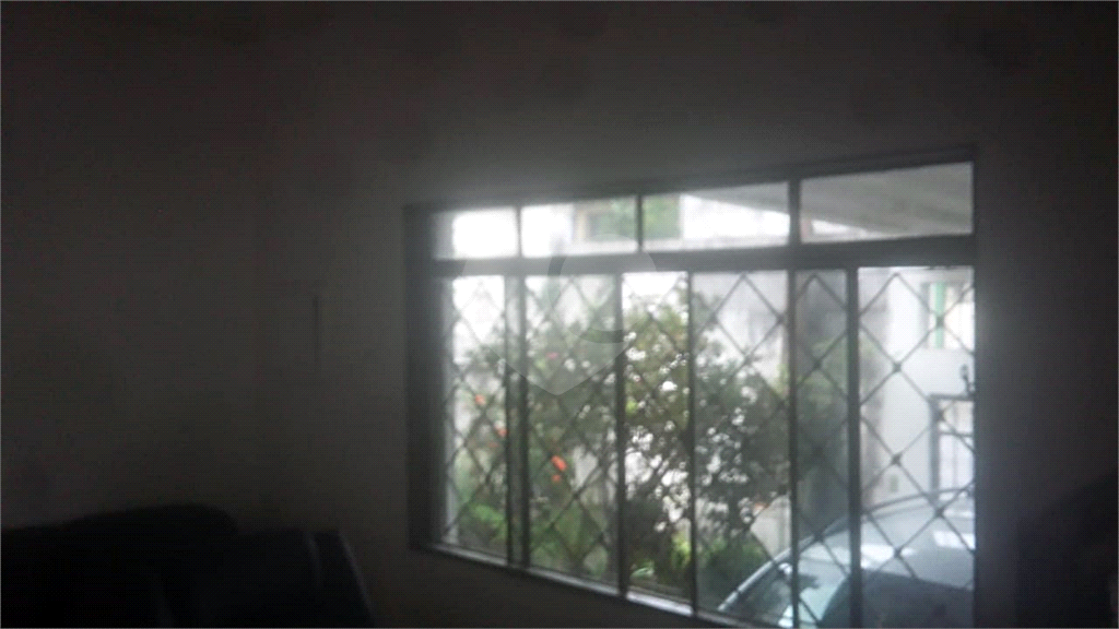 Casas térreas no bairro da Vila Medeiros. Terreno de 10 metros de frente por 23 metros