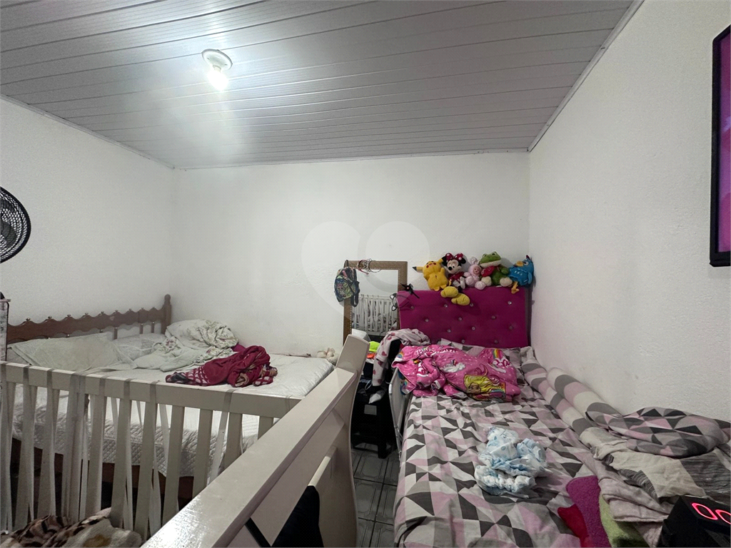 Casas térreas no bairro da Vila Medeiros. Terreno de 10 metros de frente por 23 metros