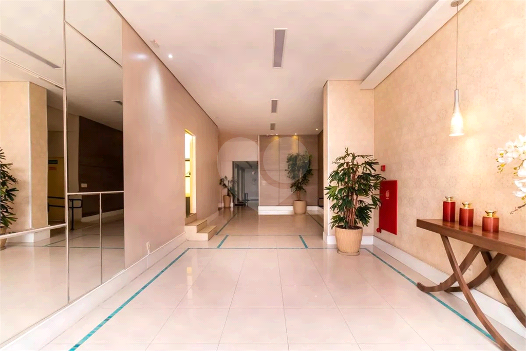 Apartamento à venda na Av. Gustavo Adolfo - 3 dormitórios - 1 suíte - 1 vaga