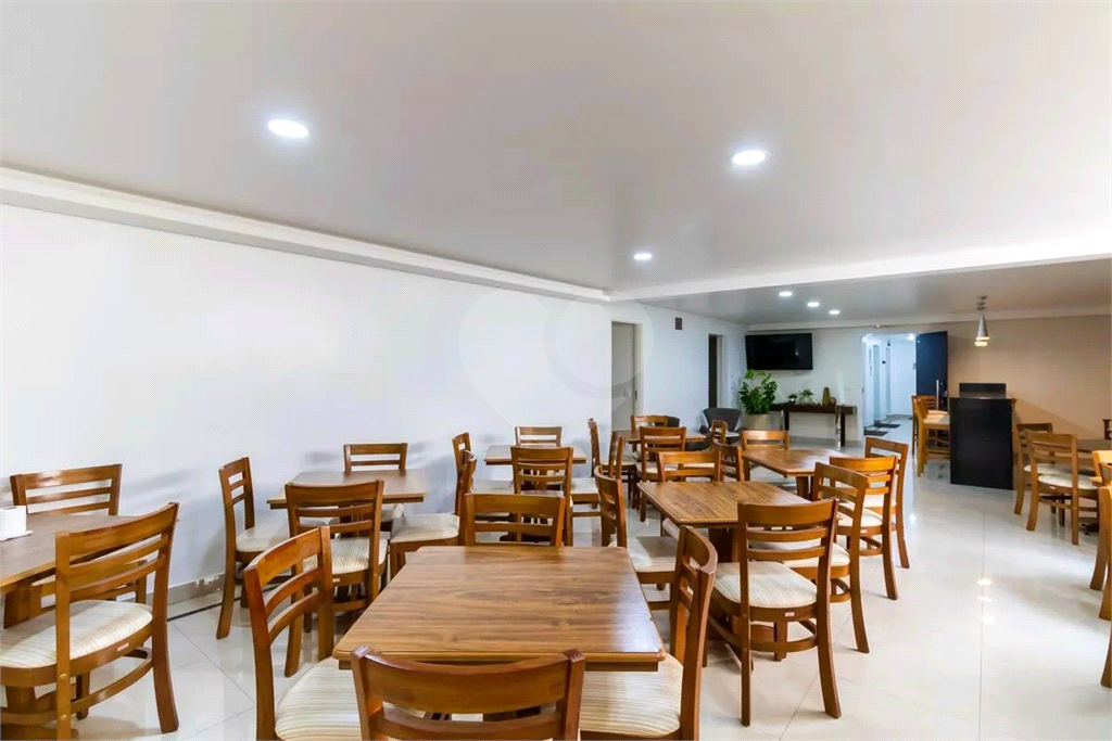 Apartamento à venda na Av. Gustavo Adolfo - 3 dormitórios - 1 suíte - 1 vaga