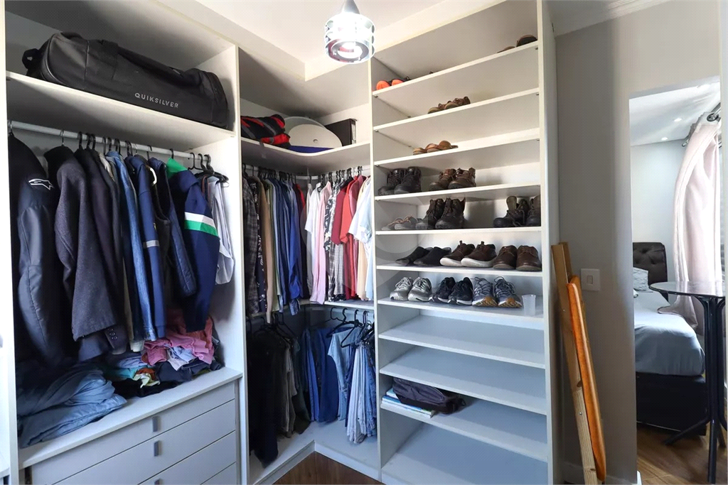 Apartamento à venda na Av. Gustavo Adolfo - 3 dormitórios - 1 suíte - 1 vaga