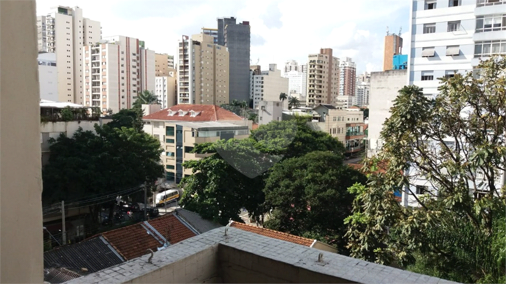 Apartamento Venda Pinheiros 2 dormitórios, 2 salas, 1 vaga, varanda, prédio com lazer