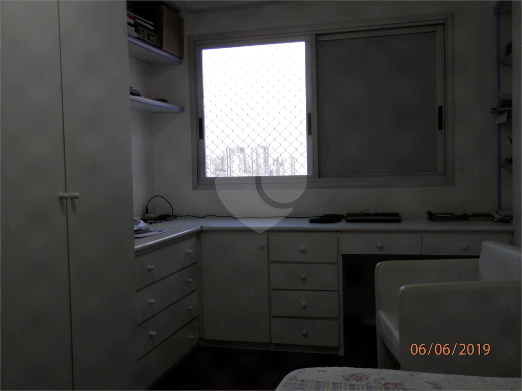 APARTAMENTO PRÓXIMO METRÔ SÃO JUDAS.