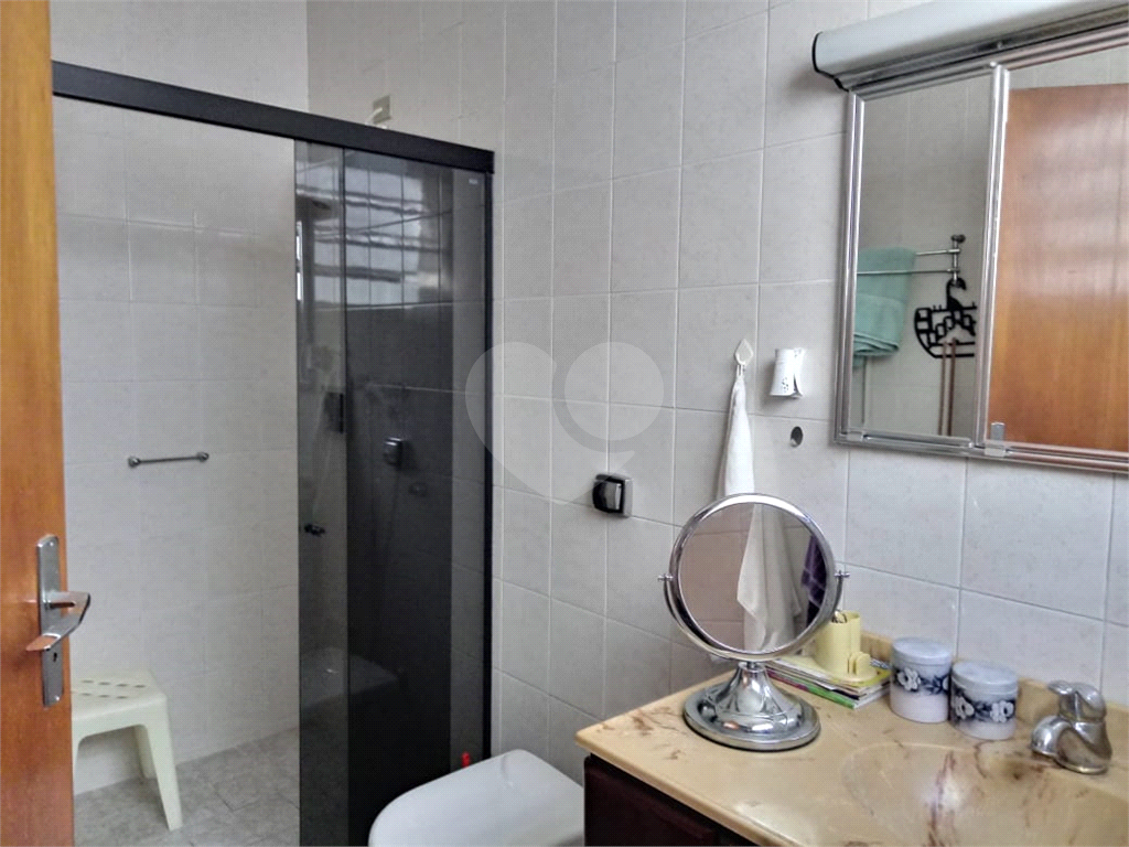 Casa Térrea Assobradada com Quintal