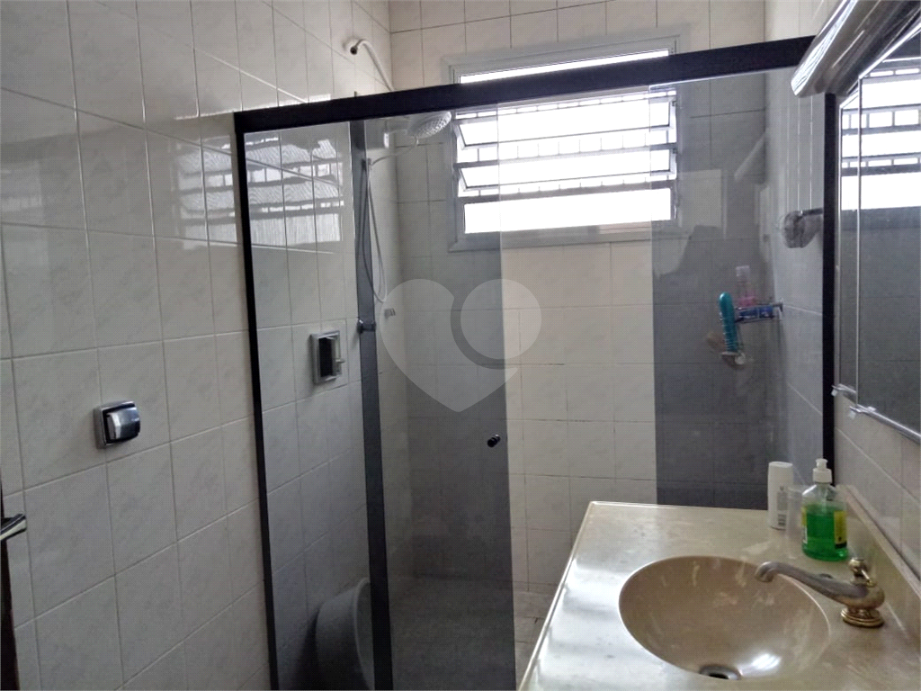 Casa Térrea Assobradada com Quintal