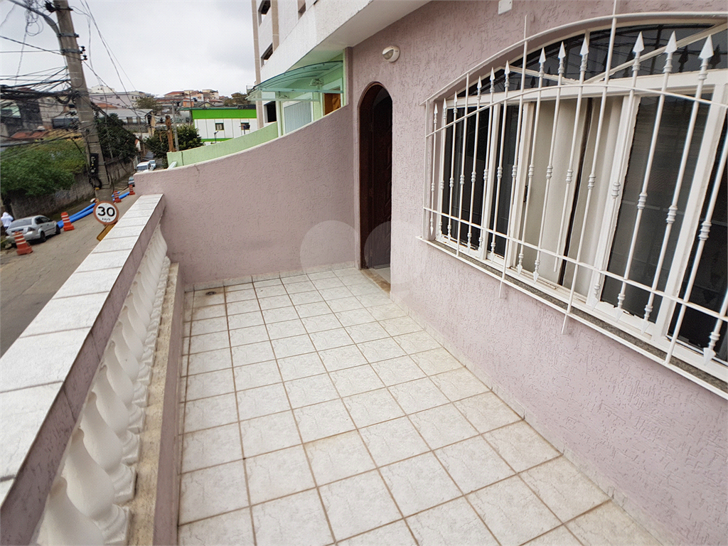 Oportunidade Sobrado com 150 metros quadrados está localizado no bairro Parque Vitória 