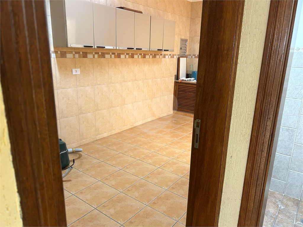 Sobrado à venda com 5 quartos, 220m² - Foto 42