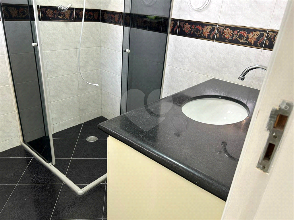 Sobrado à venda com 5 quartos, 220m² - Foto 31