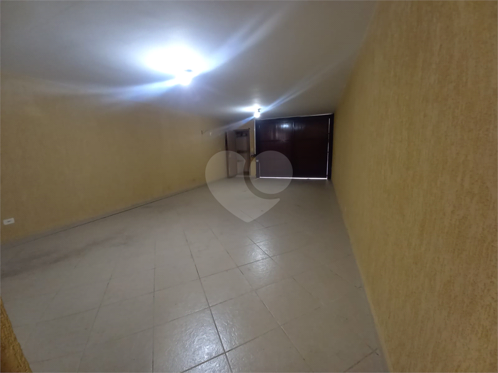 Sobrado 3 quartos 1 suíte 3 vagas no bairro de Vila Mazzei