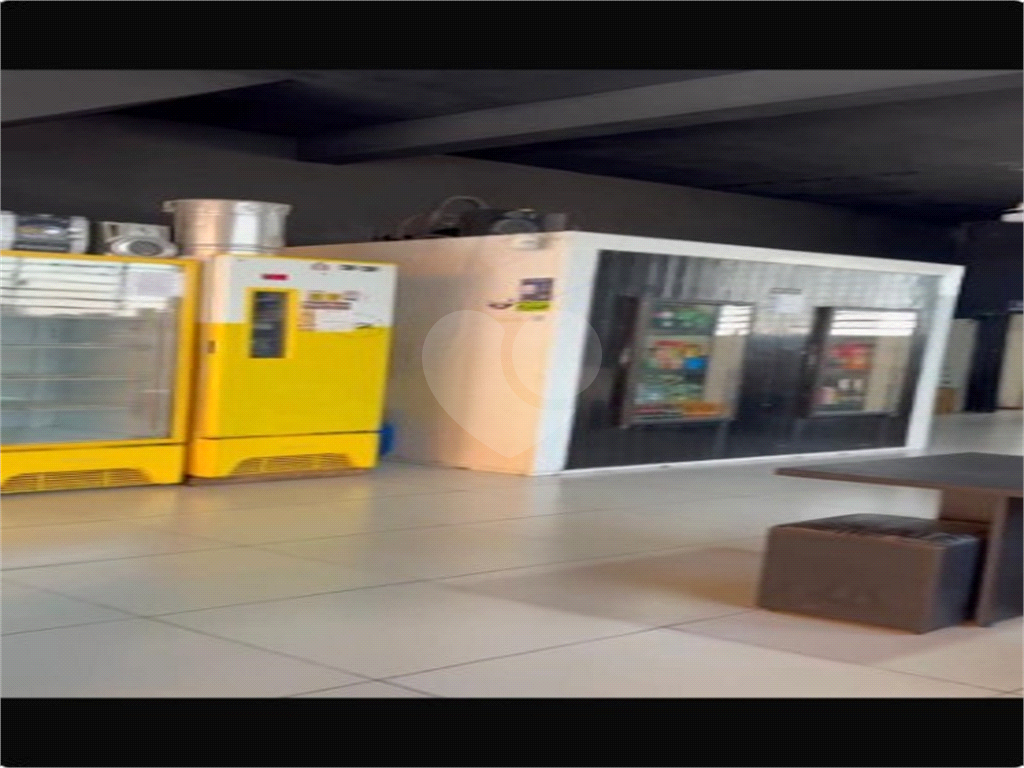 Excelente Sobrado contendo 05 Pavimentos, sendo 03 Pavimentos ótimo para atividade comercial,