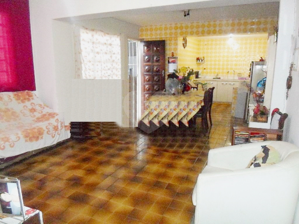 Ótima Casa térrea na Vila Medeiros, 10 minutos para o Metrô.