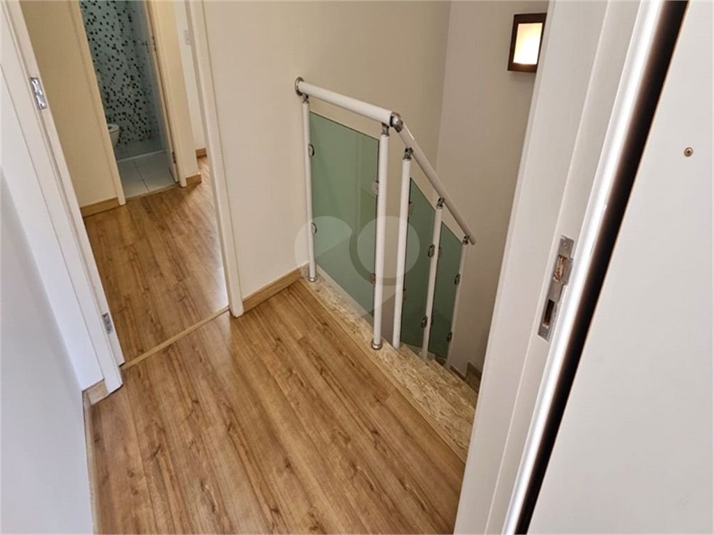 Sobrado Moderno com 2 Quartos(Suítes),1 deles com Deck e Ofurô, Sala 2 ambientes, 2 Vagas-Santana-Sp