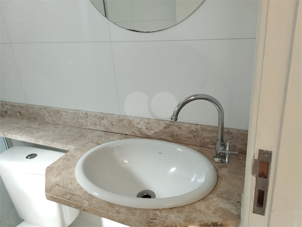 SOBRADO 2 SUÍTES SANTANA