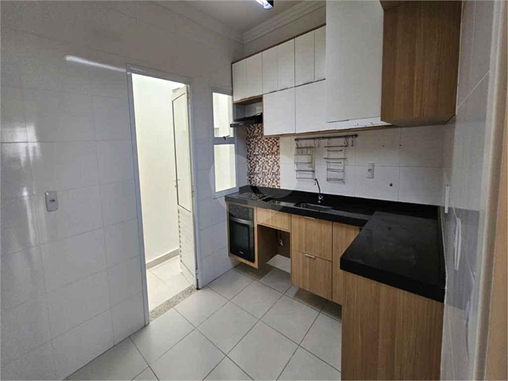 Sobrado Moderno com 2 Quartos(Suítes),1 deles com Deck e Ofurô, Sala 2 ambientes, 2 Vagas-Santana-Sp