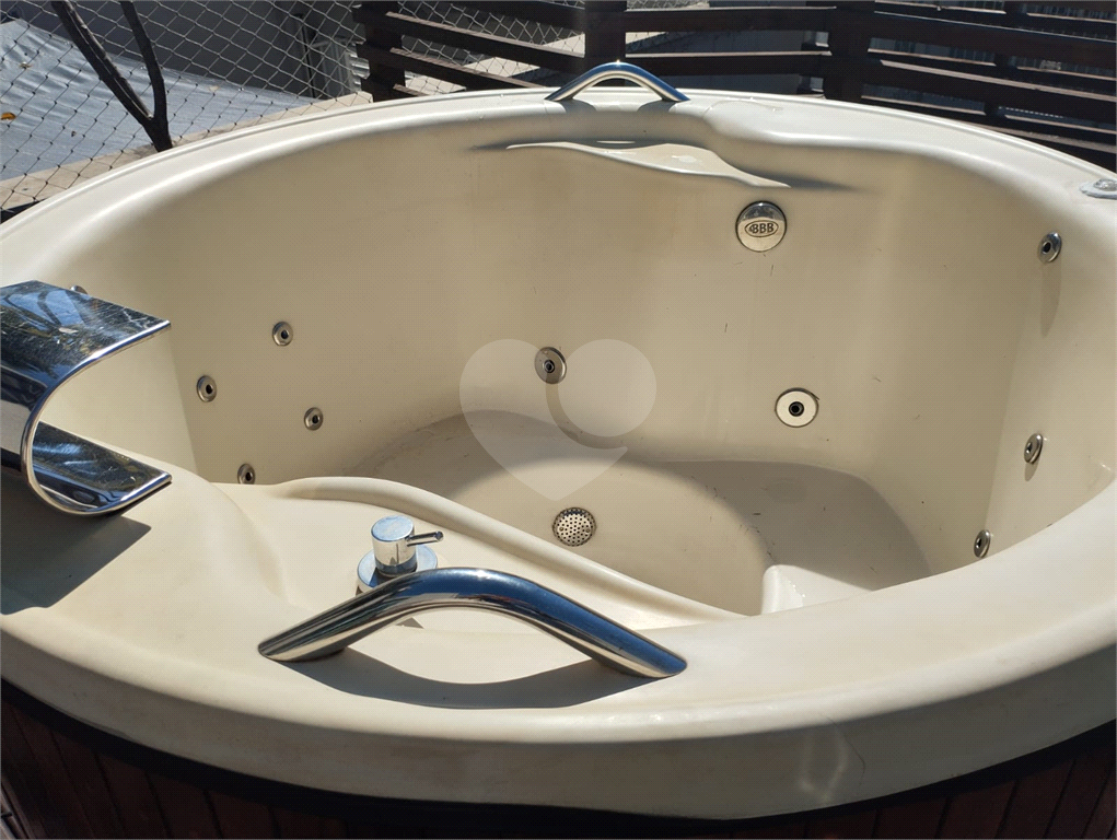 SOBRADO 2 SUÍTES SANTANA