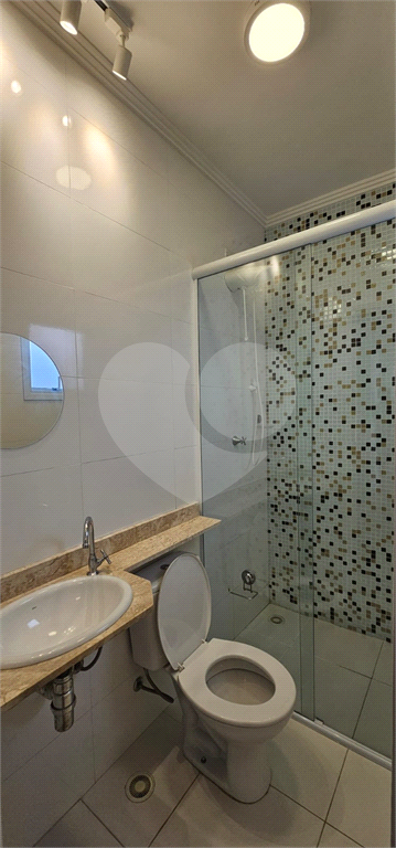 Sobrado Moderno com 2 Quartos(Suítes),1 deles com Deck e Ofurô, Sala 2 ambientes, 2 Vagas-Santana-Sp