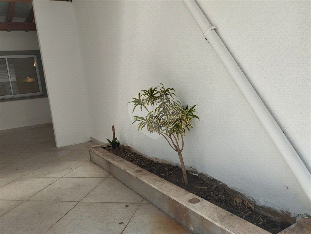 SOBRADO 2 SUÍTES SANTANA