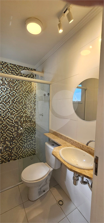 Sobrado Moderno com 2 Quartos(Suítes),1 deles com Deck e Ofurô, Sala 2 ambientes, 2 Vagas-Santana-Sp