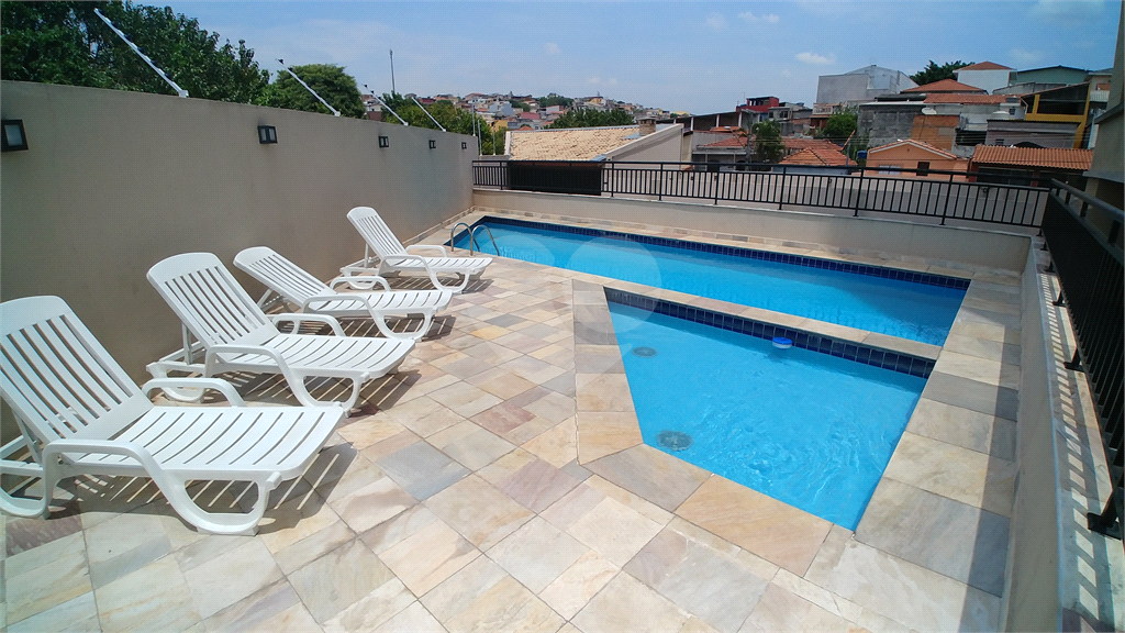 Apartamento a venda Vila Ede. 2 quartos, varanda gourmet, 1 vaga. Mobiliado.
