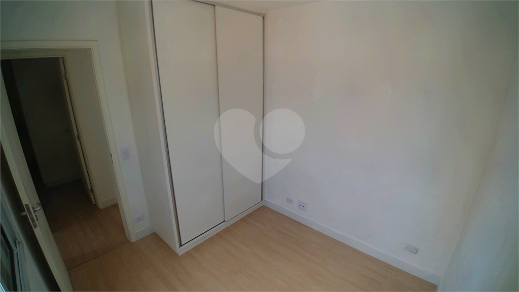 Apartamento a venda Vila Ede. 2 quartos, varanda gourmet, 1 vaga. Mobiliado.