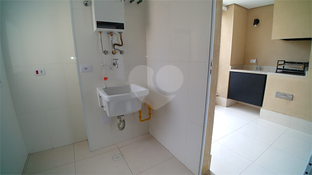 Apartamento a venda Vila Ede. 2 quartos, varanda gourmet, 1 vaga. Mobiliado.
