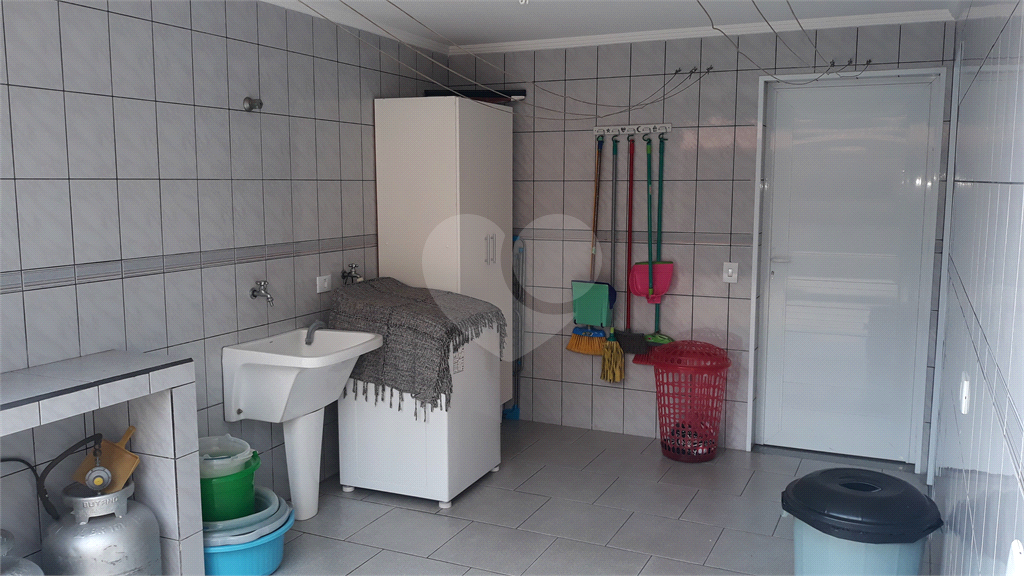 Casa próxima ao shopping metrô Tucuruvi, 3 dorm, 1 suíte, 3 vagas, area com churrasqueira.