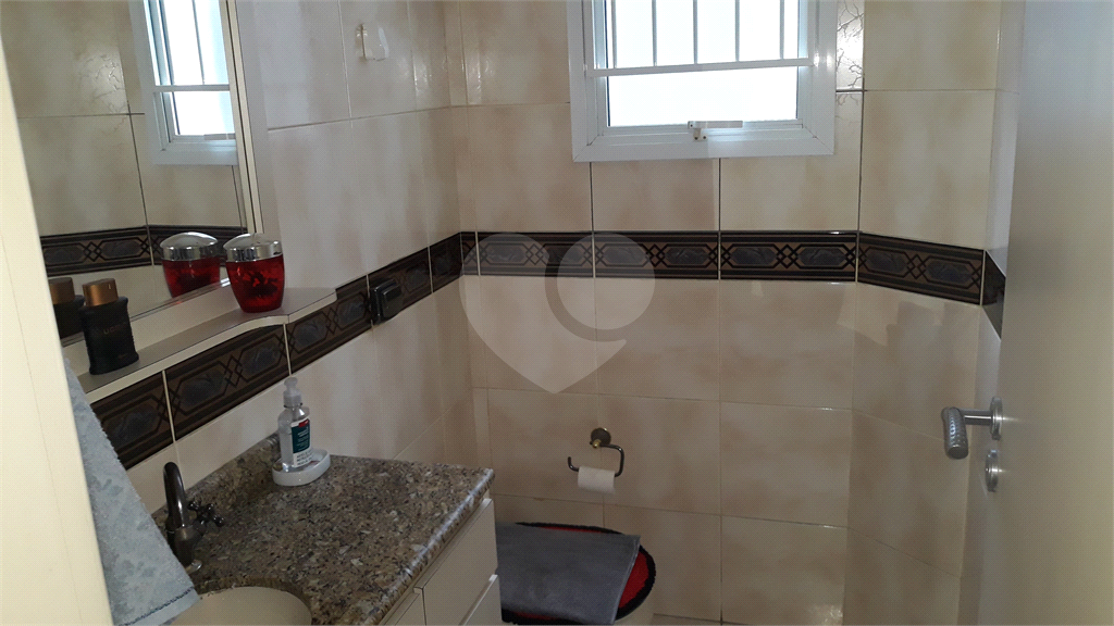 Casa próxima ao shopping metrô Tucuruvi, 3 dorm, 1 suíte, 3 vagas, area com churrasqueira.