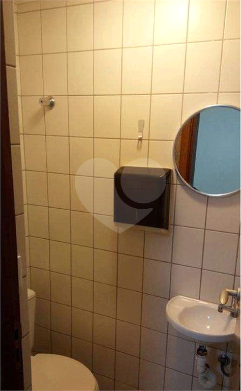 SALA COMERCIAL NA CASA VERDE
