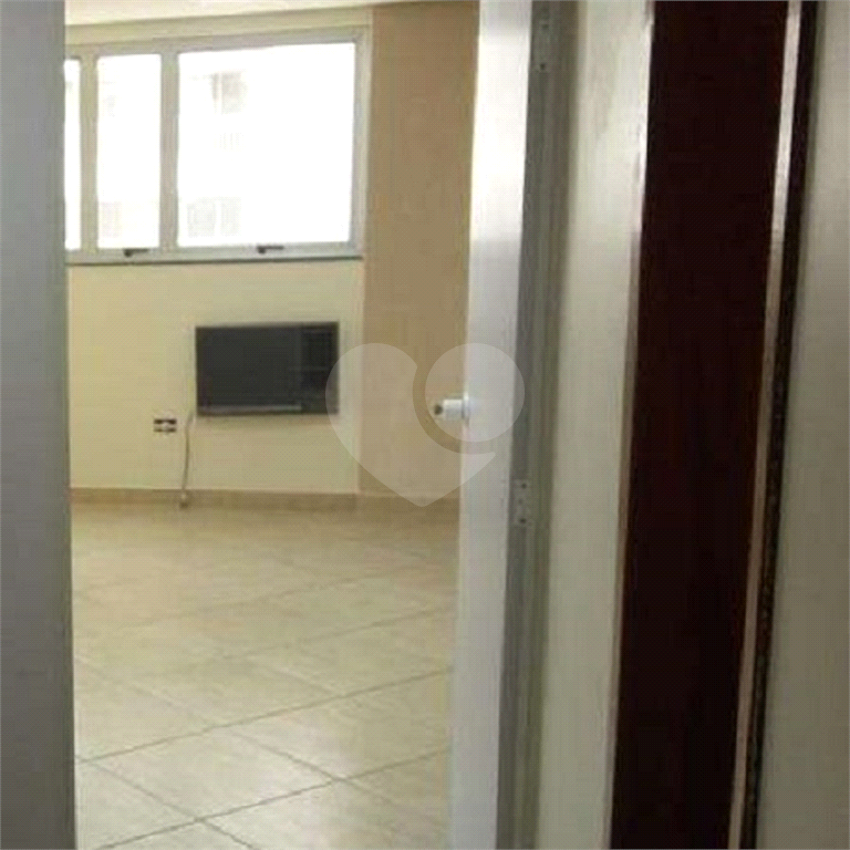 SALA COMERCIAL NA CASA VERDE