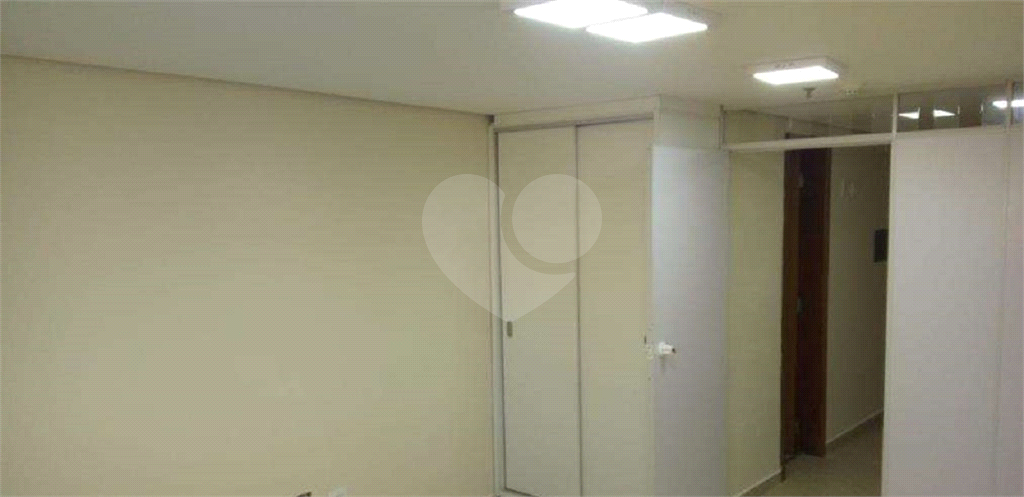 SALA COMERCIAL NA CASA VERDE