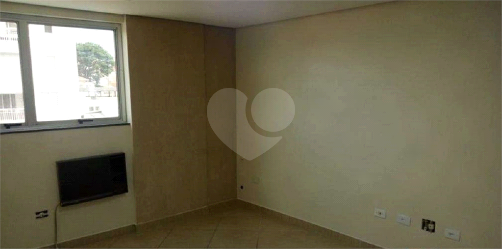 SALA COMERCIAL NA CASA VERDE