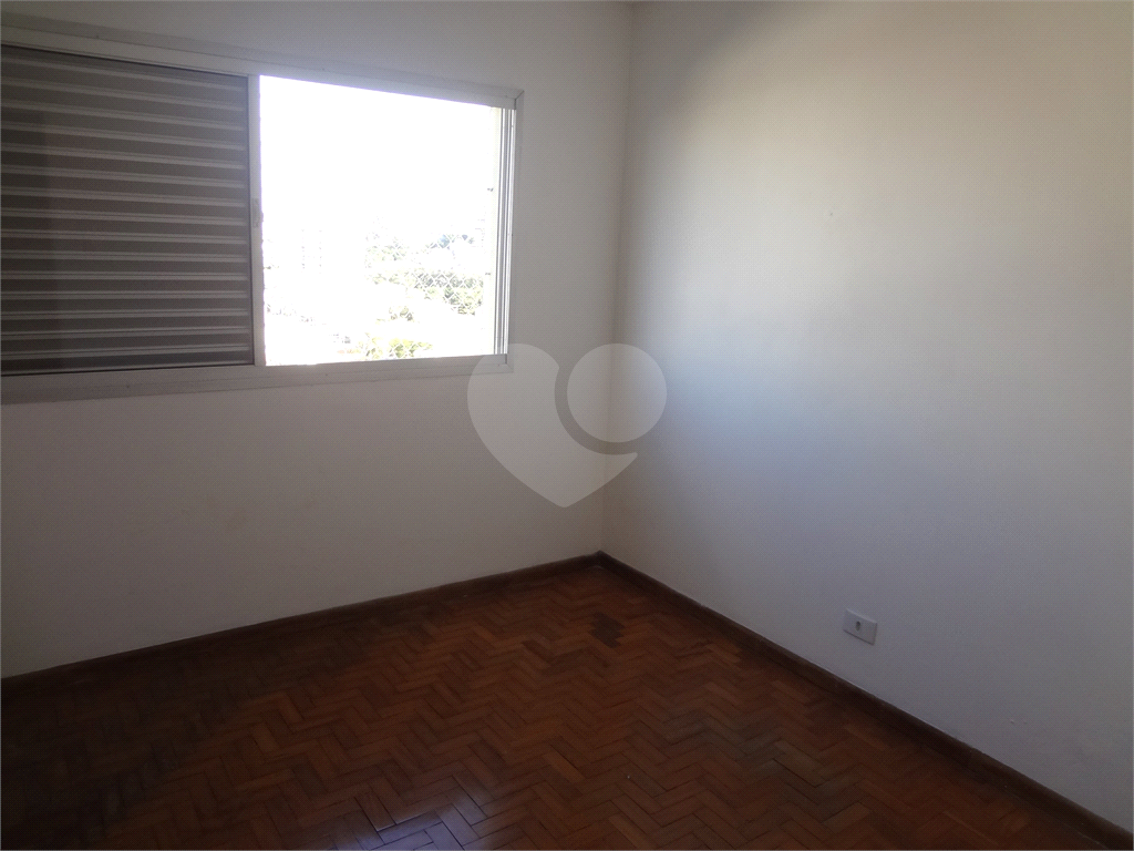 Apartamento na Vila Paulicéia, 