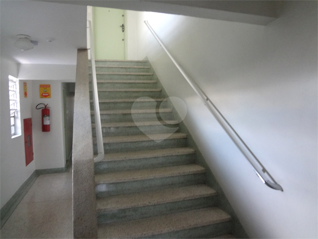 Apartamento na Vila Paulicéia, 